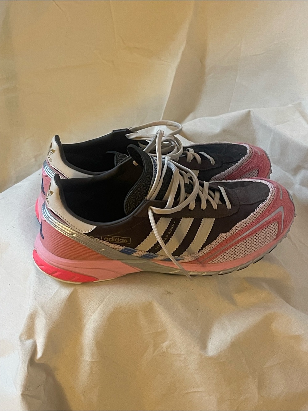 adidas Black & Pink Bad Bunny Retro Runner Sneakers - Picture 2 of 4